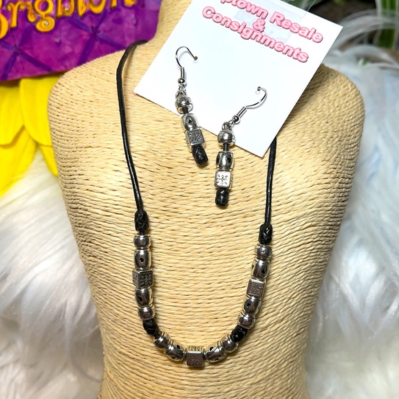 2 pc set Brighton necklace & earrings lot black onyx leather - Picture 3 of 8